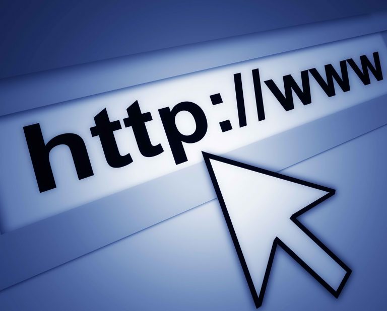 Colapso de Gmail y VPN en Irán justo antes de las elecciones de junio.