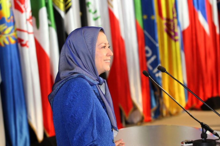Opositora iraní reclama a Rohaní que demuestre ser un moderado