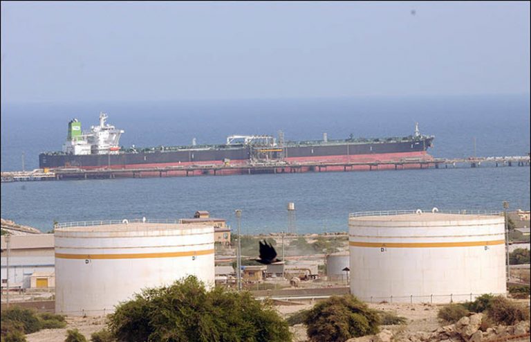 Exportaciones petroleras del régimen caerán drásticamente a finales de año