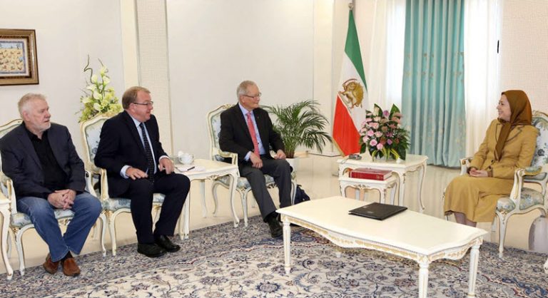 Eurodiputados se reúnen con Maryam Rajavi