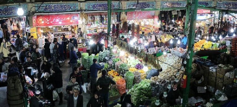 Irán: Difusión de lemas “Muerte a Jamenei, Viva Rajavi”, “Raisi es el verdugo de la masacre de 1988” y “No a la corona ni al turbante, los días de los mulás han terminado”